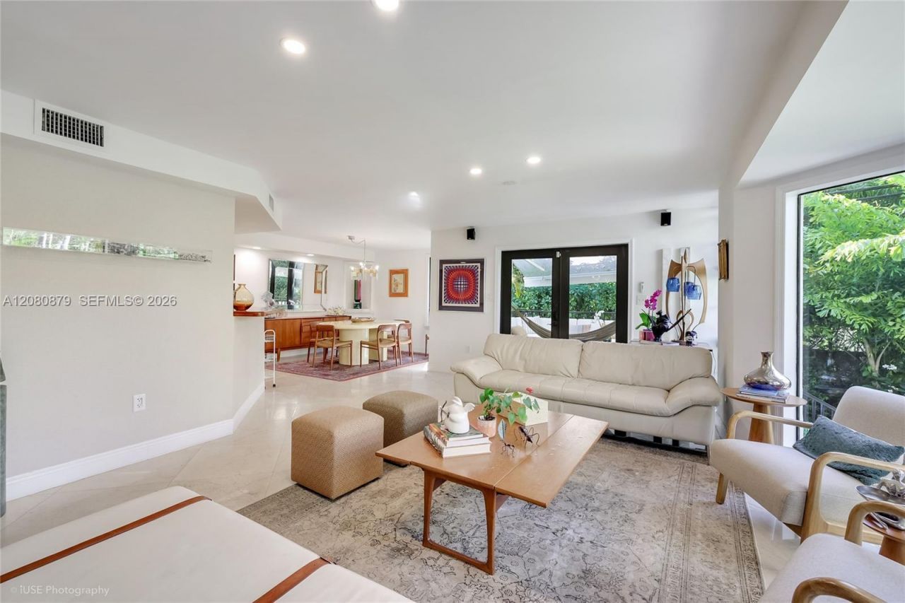 596 Fernwood Rd , Unit B, Key Biscayne, FL 33149 Photo