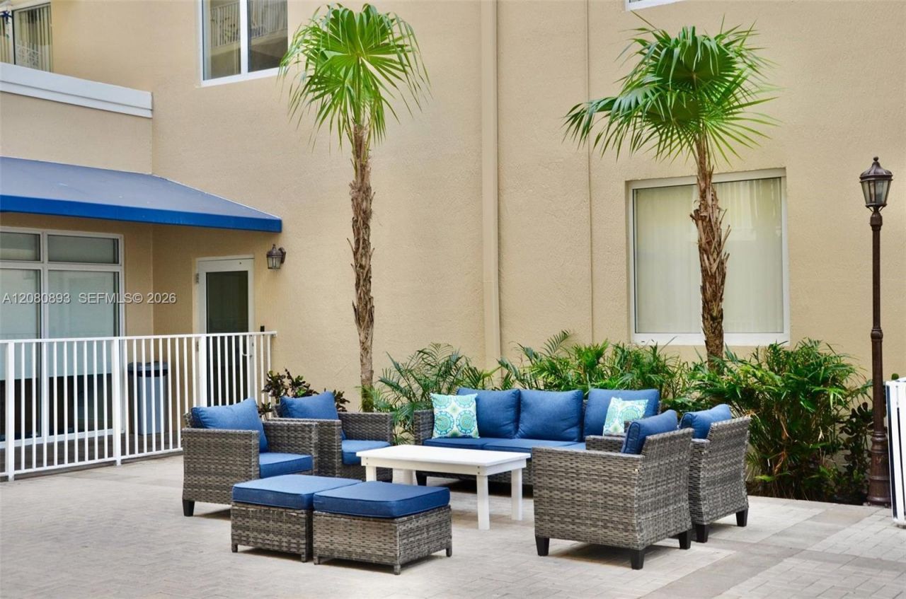 2601 NW 16th St Rd, Unit 639, Miami, FL 33125 Photo