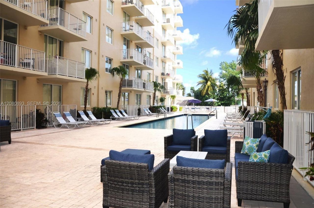 2601 NW 16th St Rd, Unit 639, Miami, FL 33125 Photo