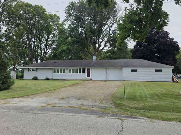 400 Southwind Road, Springfield, IL 62703