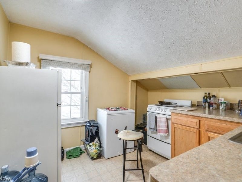 1501 S Cleveland Massillon Road , Copley, OH 44321 Photo 3