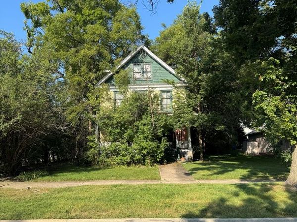 46 S Madison Street, Hinsdale, IL 60521