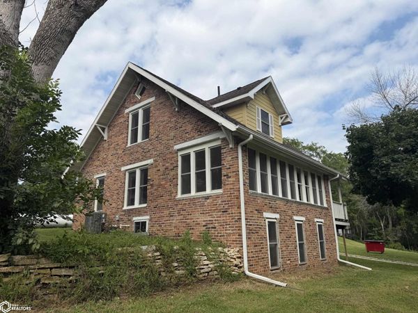 19647 Highway D20, Iowa Falls, IA 50126