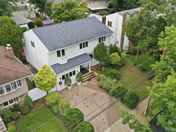 701 Hoover Street , North Bellmore, NY 11710