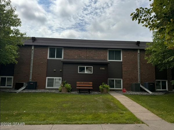 2501 26TH AVE S, Unit 21, Grand Forks, ND 58201