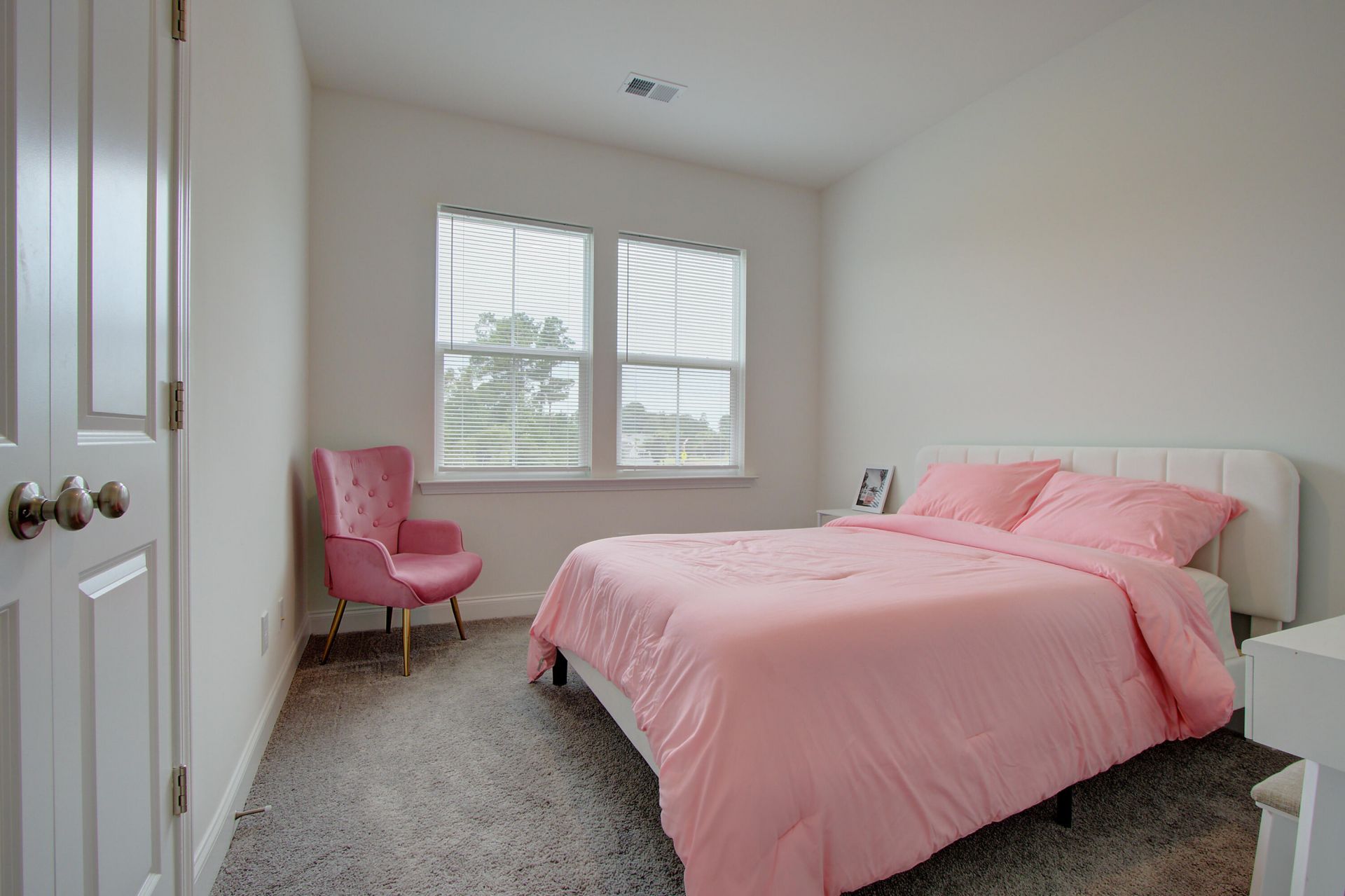 357 Chapman Circle Photo 24
