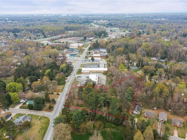 1227 Greensboro Road , High Point, NC 27260