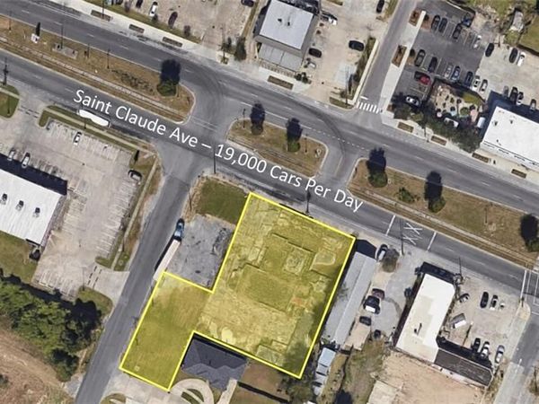 6930 SAINT CLAUDE Avenue, Arabi, LA 70032