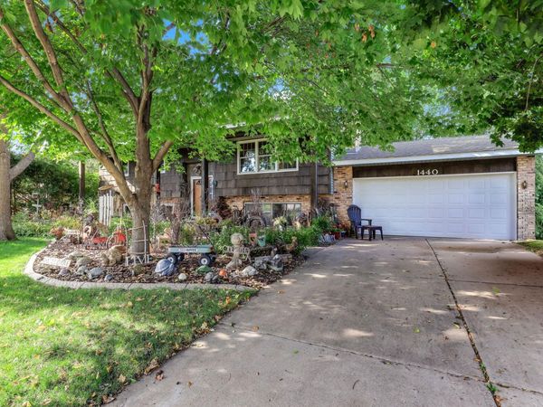 1440 17th Street W, Hastings, MN 55033
