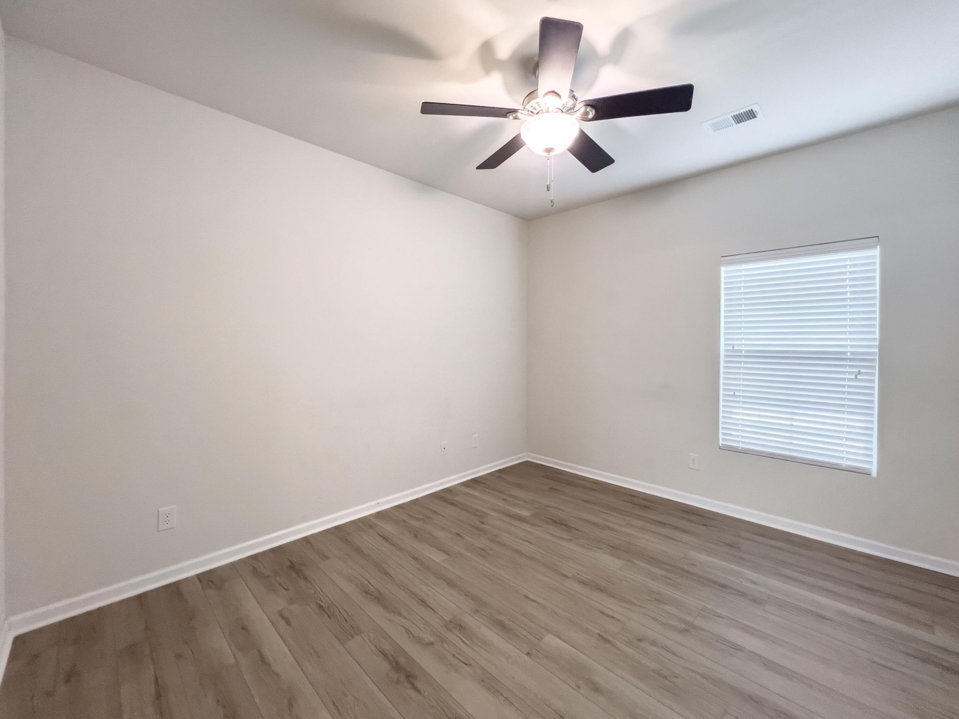 3710 Raddison Lane Photo 10