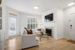 45 Sycamore Avenue photo 4