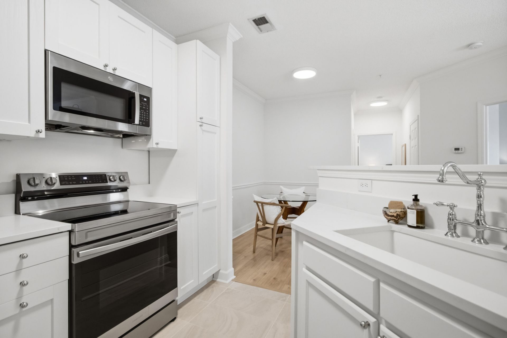 45 Sycamore Avenue Photo 9