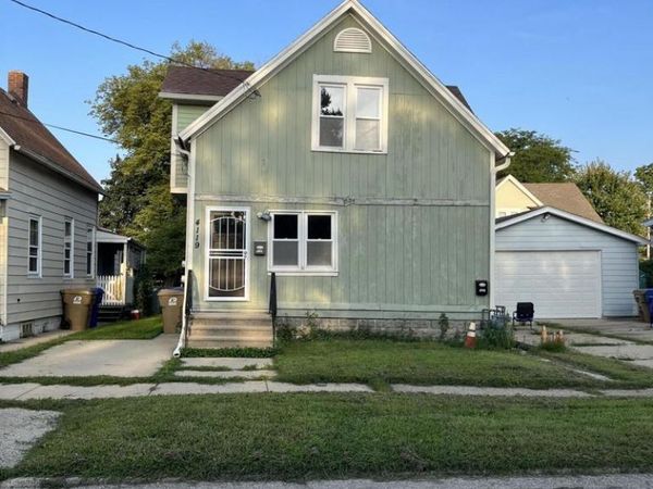 4119 6th AVENUE, Kenosha, WI 53140