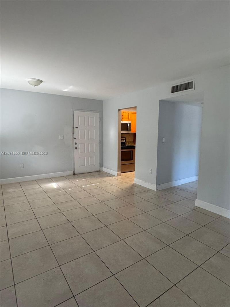 7401 SW 152nd Ave, Unit 105-1, Miami, FL 33193 Photo