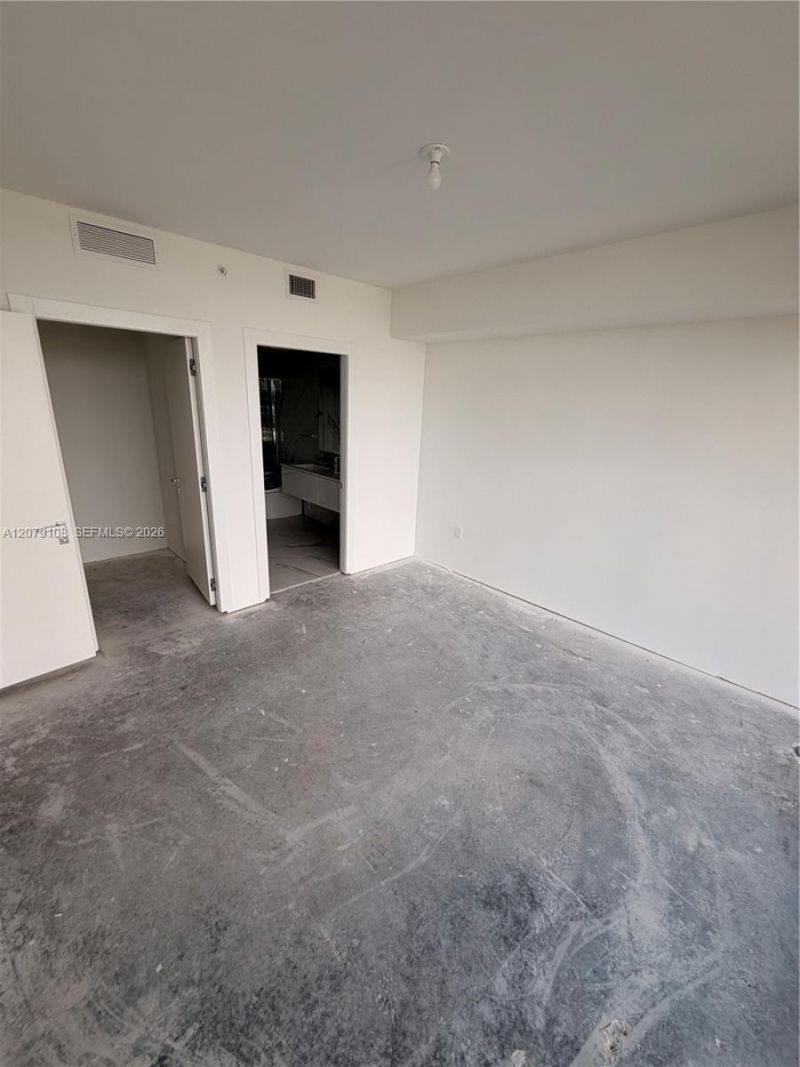 1170 E Hallandale Beach, Unit 403, Hallandale Beach, FL 33009 Photo