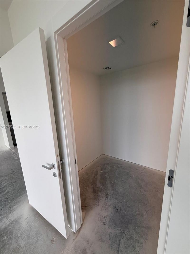 1170 E Hallandale Beach, Unit 403, Hallandale Beach, FL 33009 Photo