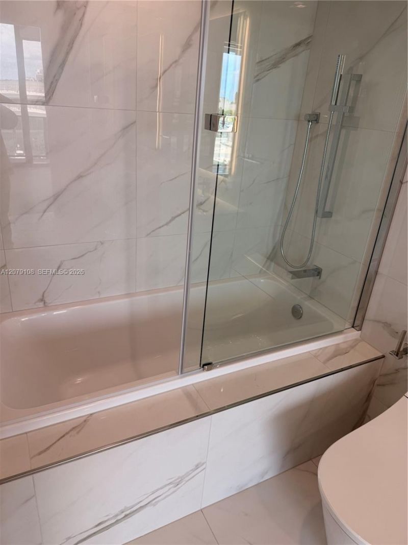 1170 E Hallandale Beach, Unit 403, Hallandale Beach, FL 33009 Photo