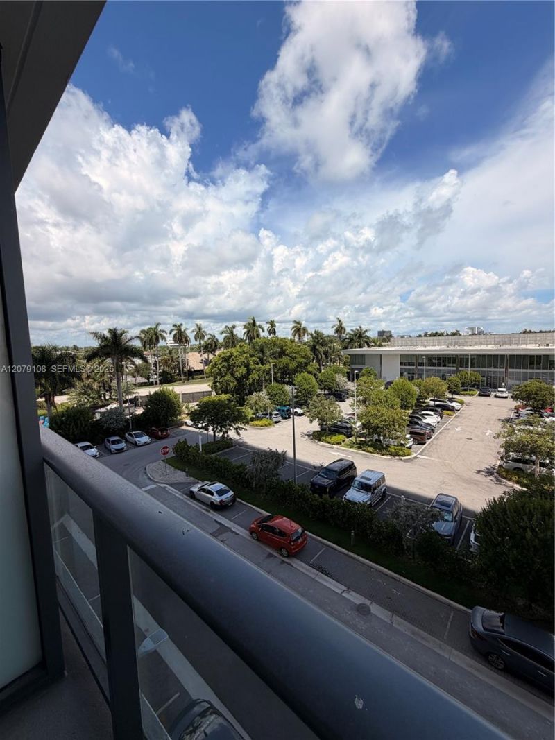 1170 E Hallandale Beach, Unit 403, Hallandale Beach, FL 33009 Photo