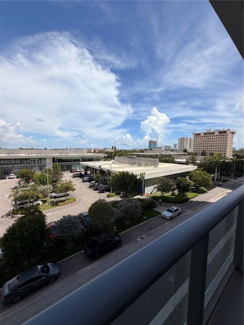1170 E Hallandale Beach, Unit 403, Hallandale Beach, FL 33009 Photo