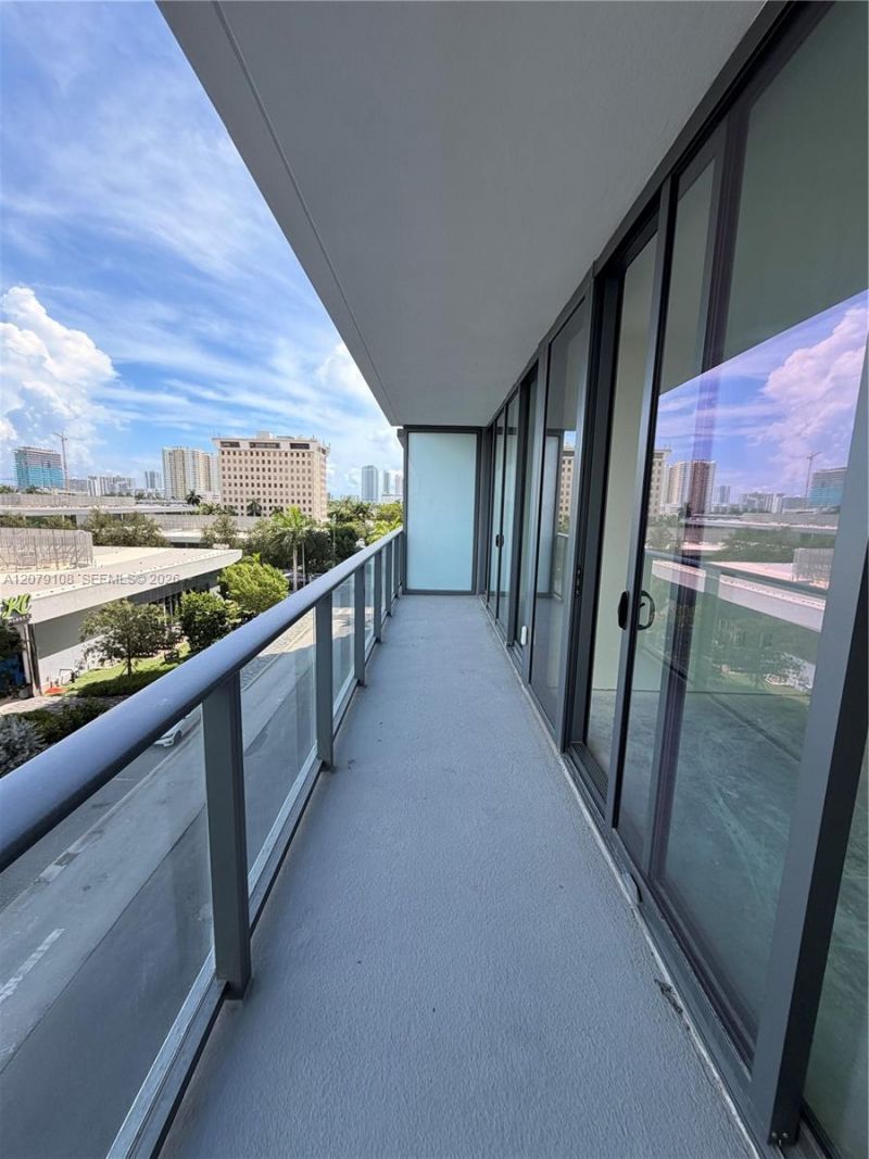 1170 E Hallandale Beach, Unit 403, Hallandale Beach, FL 33009 Photo