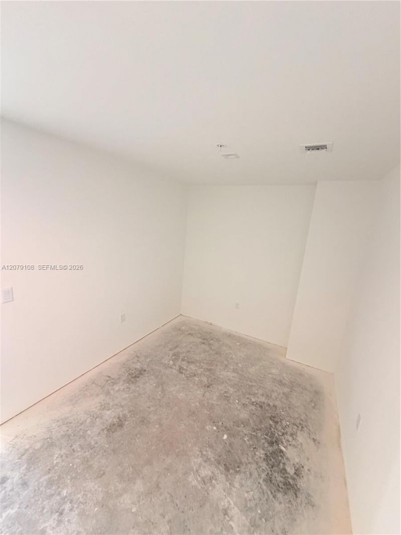 1170 E Hallandale Beach, Unit 403, Hallandale Beach, FL 33009 Photo