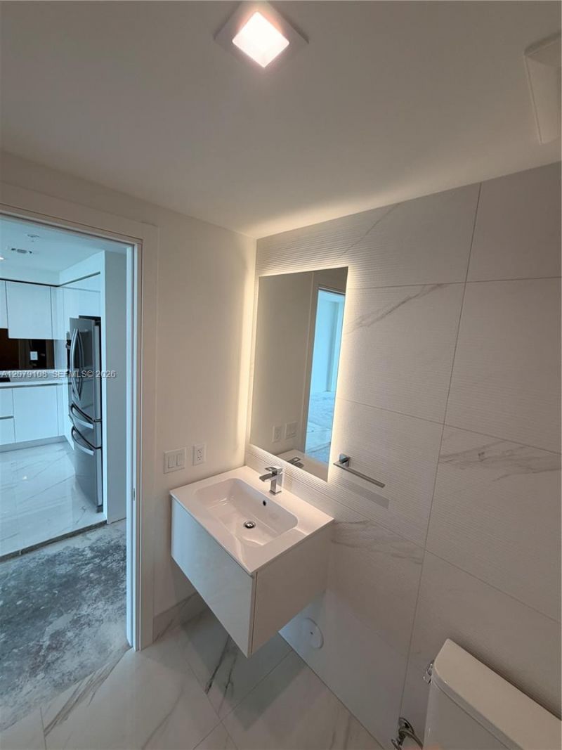1170 E Hallandale Beach, Unit 403, Hallandale Beach, FL 33009 Photo