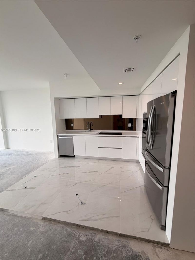 1170 E Hallandale Beach, Unit 403, Hallandale Beach, FL 33009 Photo