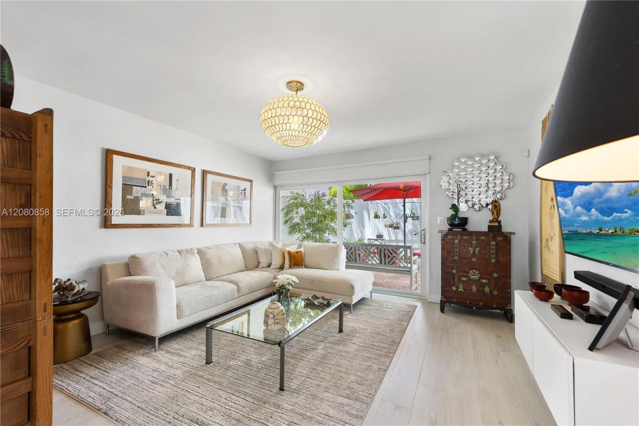 2660 Bird Ave, Unit 7, Miami, FL 33133 Main Photo