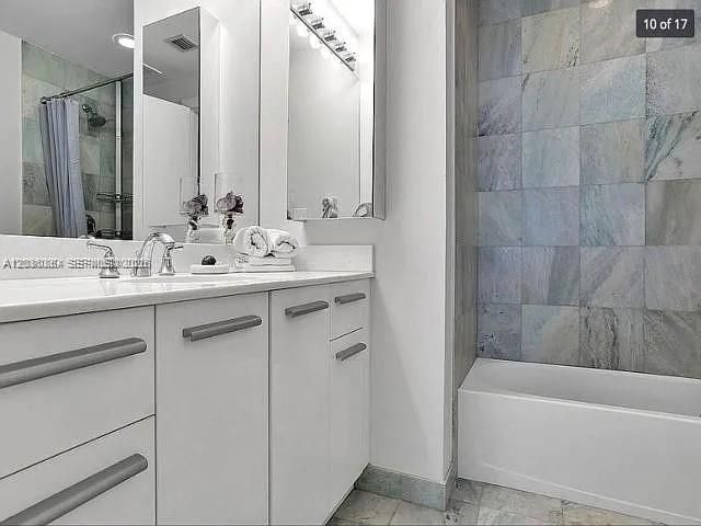 1050 Brickell Ave , Unit 208, Miami, FL 33131 Photo
