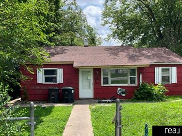 3801 Burdette Street, Omaha, NE 68111