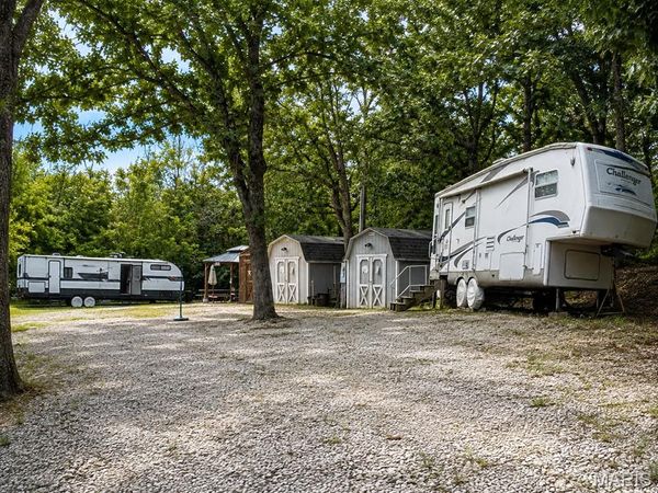 3037 Sugar Maple Court , Perryville, MO 63775