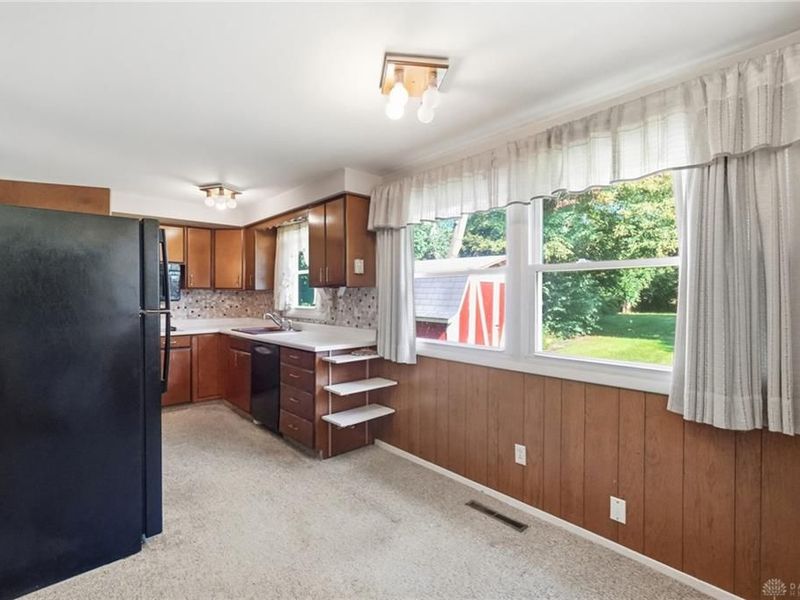 4401 Walbridge Trail, Beavercreek, OH 45430 Photo 12