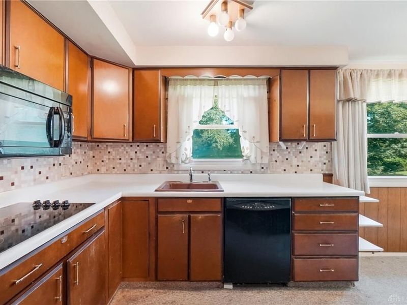 4401 Walbridge Trail, Beavercreek, OH 45430 Photo 15