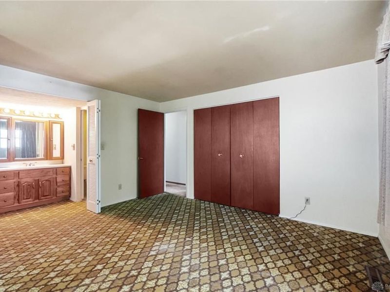 4401 Walbridge Trail, Beavercreek, OH 45430 Photo 19
