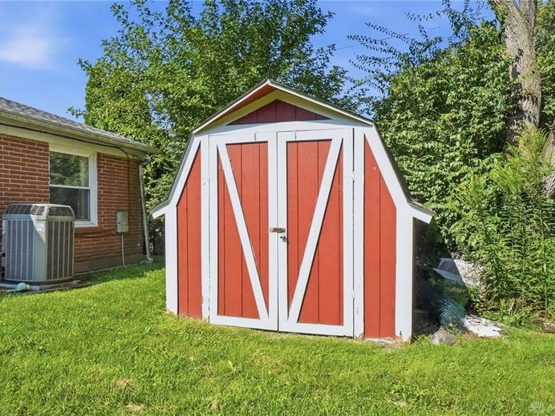 4401 Walbridge Trail, Beavercreek, OH 45430 Photo 38
