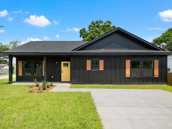 2420 W Blount St, Pensacola, FL 32505