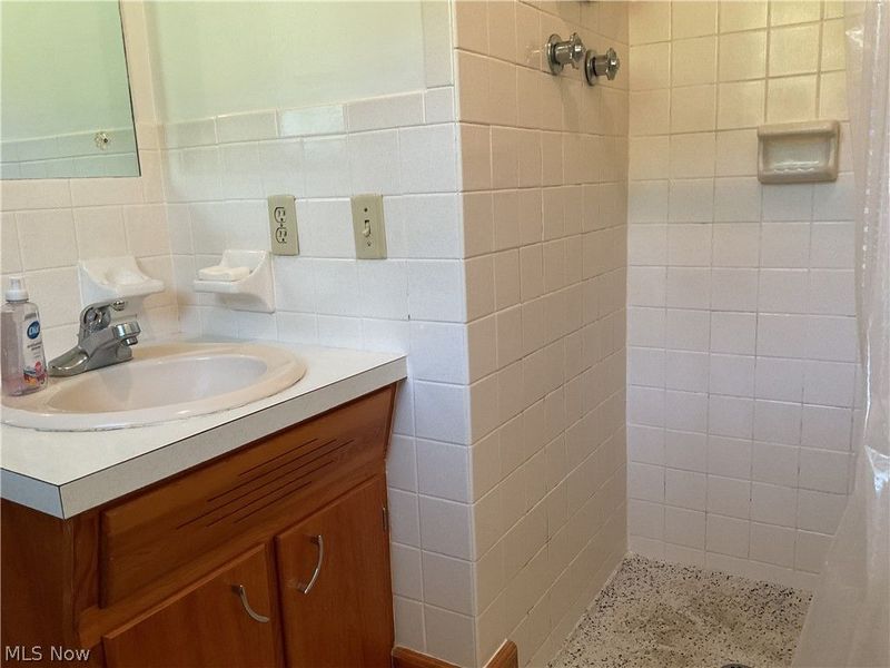 49635 State Route 7, New Matamoras, OH 45767 Photo 10