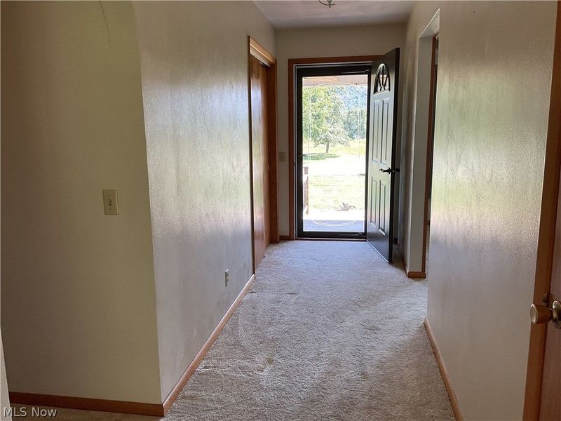 49635 State Route 7, New Matamoras, OH 45767 Photo 4