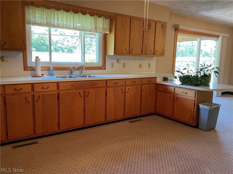 49635 State Route 7, New Matamoras, OH 45767 Photo 5