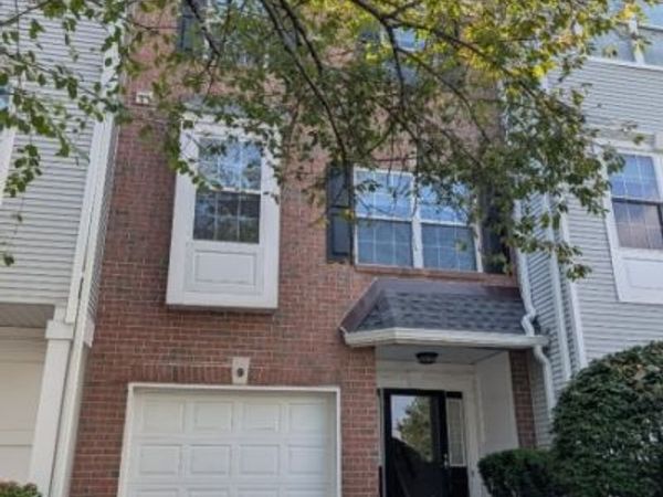 9 Prescott Ct, Bernards, NJ 07920