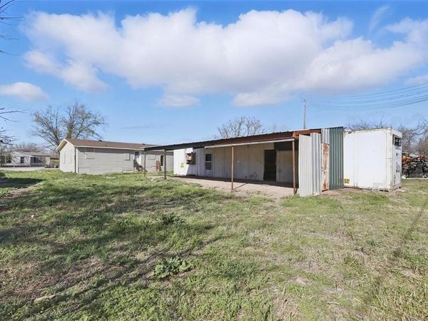 8963 Adams Circle , Cresson, TX 76035