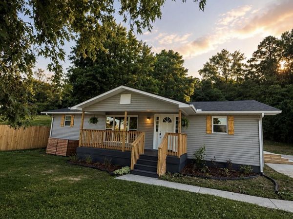 462 Island Ford Rd, Jacksboro, TN 37757