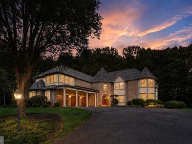 9827 LAKE MEADOW COURT, BURKE, VA 22015