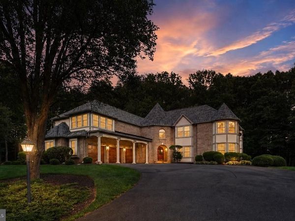 9827 LAKE MEADOW COURT, BURKE, VA 22015