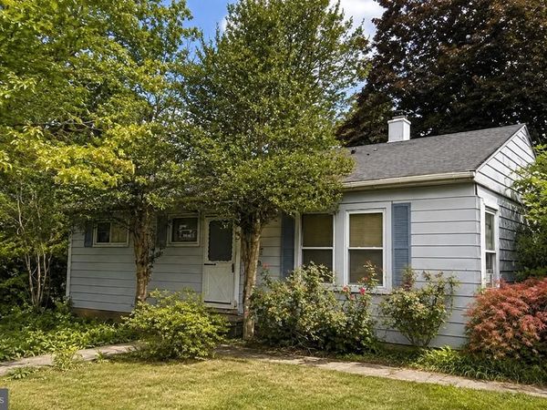 105 WOOD LANE , READING, PA 19606