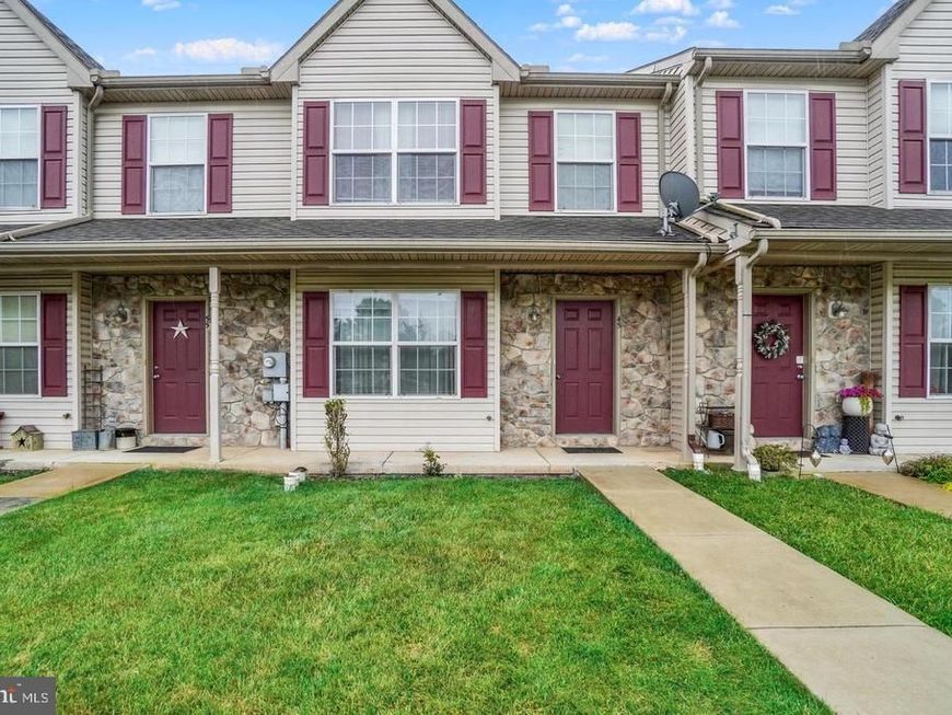 45 Yarrow Court , Unit F045, Manchester, PA 17345 Main Photo