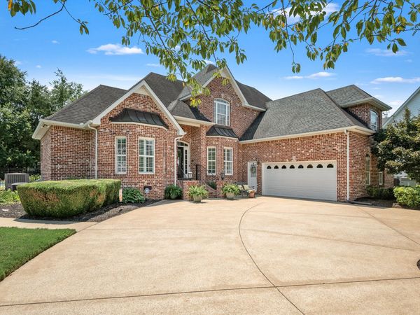 1530 Anatole Ct, Murfreesboro, TN 37130