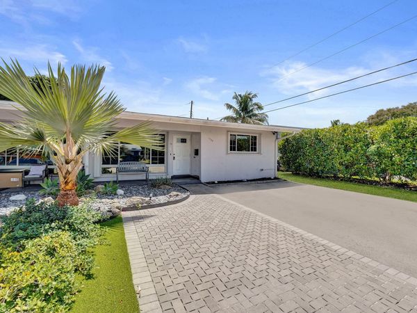 1738 NE 52nd Street, Fort Lauderdale, FL 33334