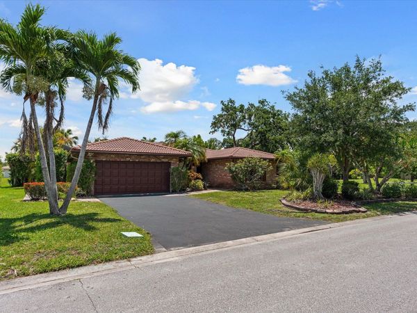 11580 NW 20TH Drive NW, Coral Springs, FL 33071