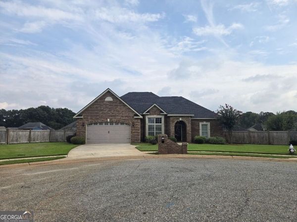107 Rushmore Place, Kathleen, GA 31047
